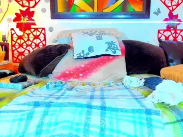 XxXbrunettesquirtxXx  live sex cam