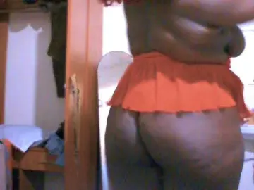 Boobie-snack  live sex cam