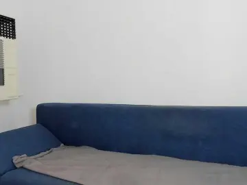 BlueEyesDesire  live sex cam