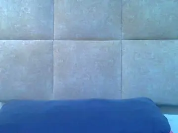 Collegebjxx21  live sex cam