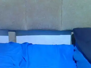 Collegebjxx21  live sex cam