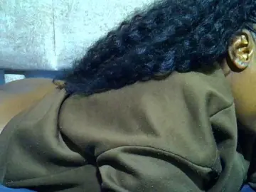Collegebjxx21  live sex cam