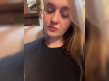 LadyXO  live sex cam