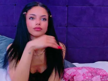 NataliaCroft  live sex cam