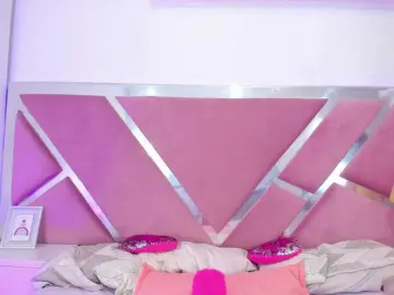 NinnaVous  live sex cam