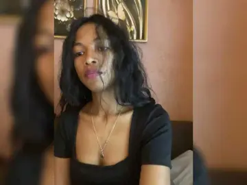 Peachies  live sex cam