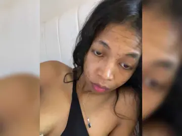 Peachies  live sex cam