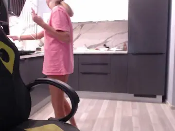 Blondalina  live sex cam