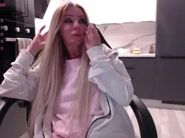 Blondalina  live sex cam