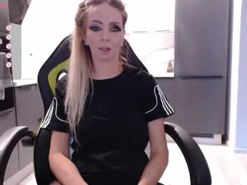 Blondalina  live sex cam