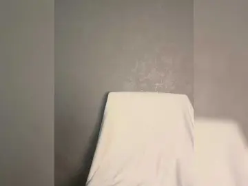Kisss-u  live sex cam