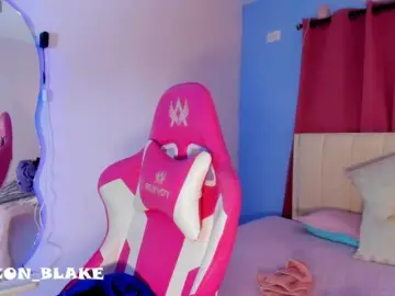 Alizzon-blake  live sex cam