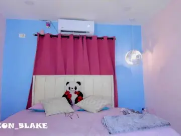 Alizzon-blake  live sex cam