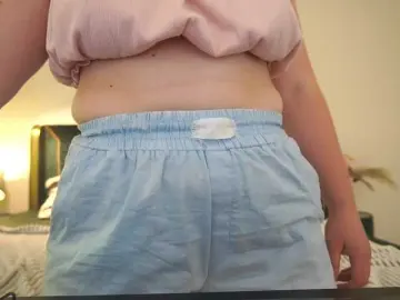 DariaCalm  live sex cam