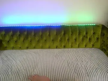 DariaCalm  live sex cam