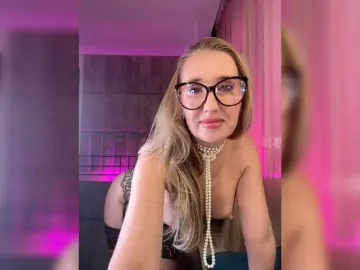 FreyaGreen  live sex cam