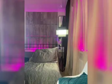 FreyaGreen  live sex cam