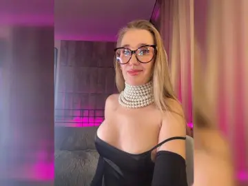 FreyaGreen  live sex cam