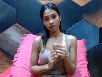 IndianAurora  live sex cam