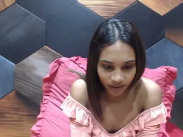 IndianAurora  live sex cam