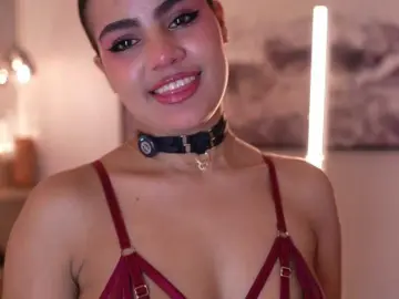 IvyEllis  live sex cam