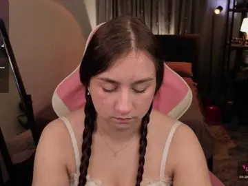 KattrinGolden  live sex cam