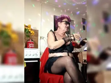 PanteraNeagra  live sex cam