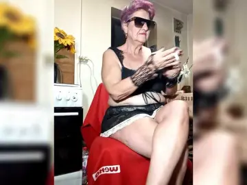 PanteraNeagra  live sex cam