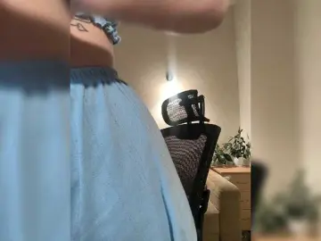 YourOlechka  live sex cam