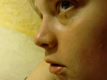 Esterjohns  live sex cam