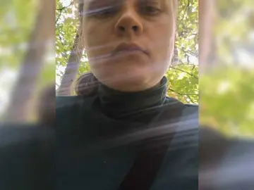 Esterjohns  live sex cam
