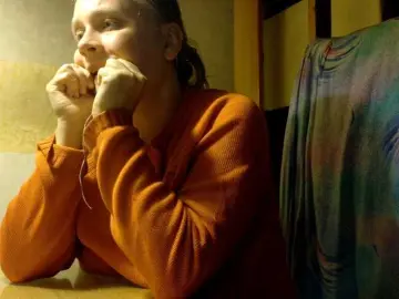 Esterjohns  live sex cam