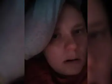 Esterjohns  live sex cam