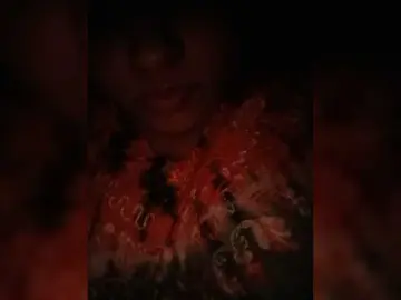 Quinnn30  live sex cam