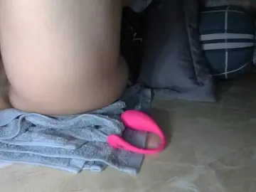 Bong-999  live sex cam