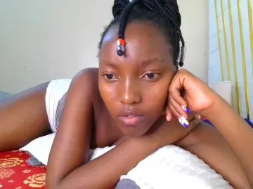 Brownchickebony  live sex cam