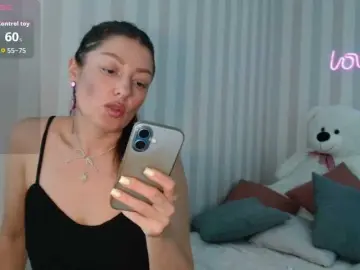 HoneyMuse  live sex cam