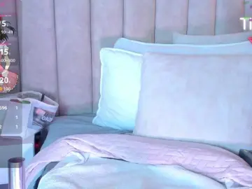 LizSheibaum  live sex cam