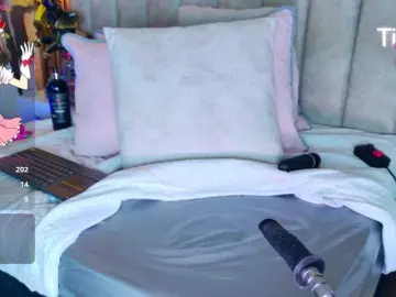 LizSheibaum  live sex cam