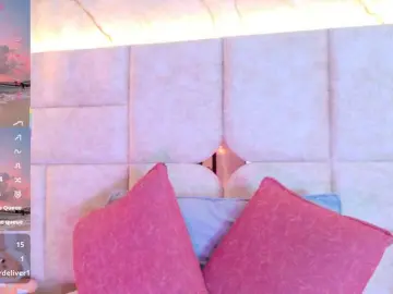 LizSheibaum  live sex cam