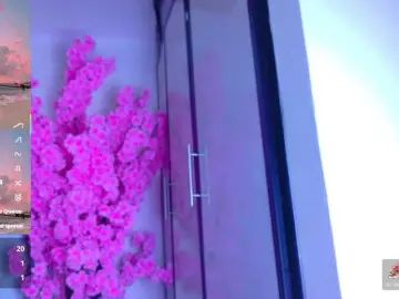 LizSheibaum  live sex cam