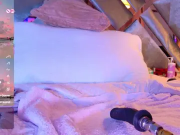 LizSheibaum  live sex cam