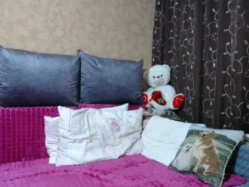 MilfBrunet  live sex cam