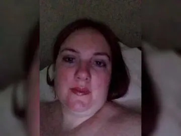 PolyarnayaYagoda82  live sex cam