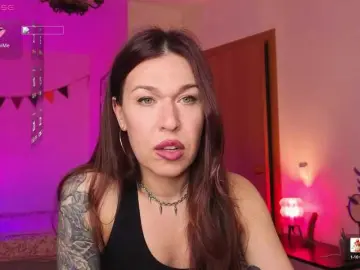 ReginaHawkinss  live sex cam
