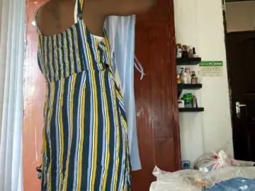 Cravemeslowly255  live sex cam