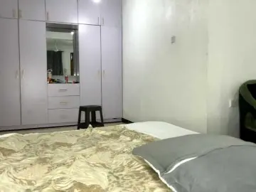 Cravemeslowly255  live sex cam