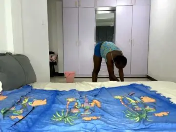 Cravemeslowly255  live sex cam