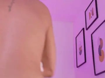 Cutepetitee  live sex cam