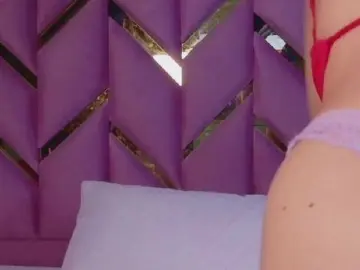 Cutepetitee  live sex cam